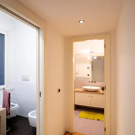 San Giovanni Art Apartment *